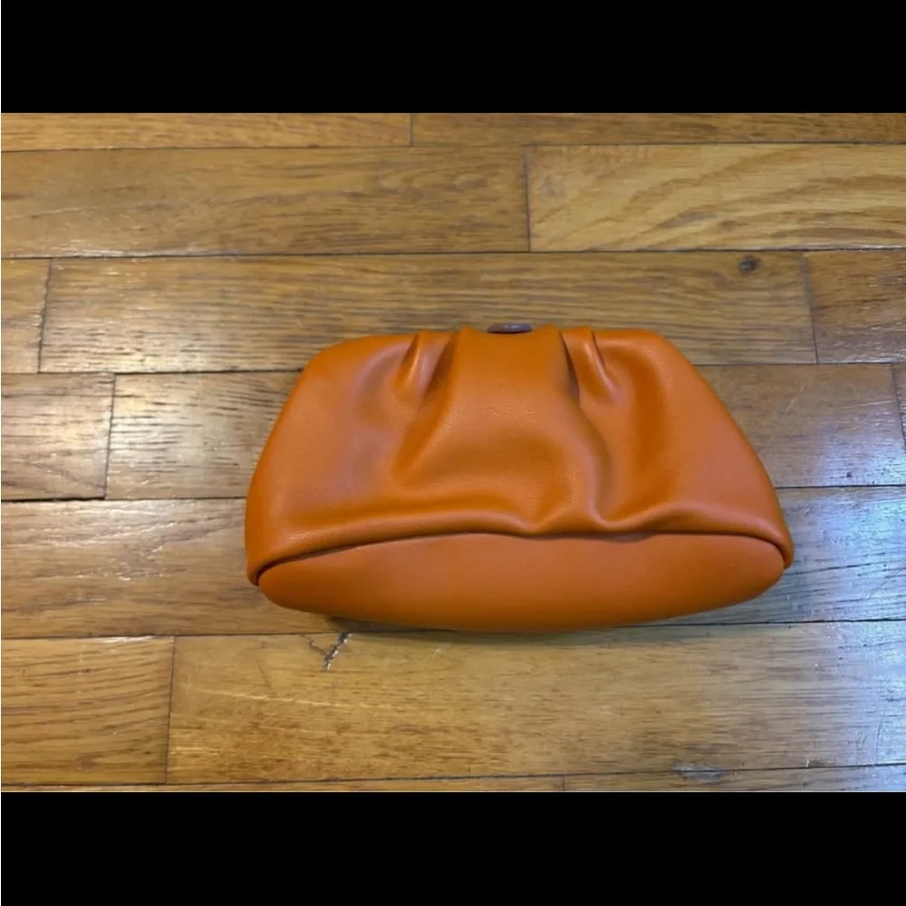 Elegant Orange Women's Bag - Picture 2 of 3
